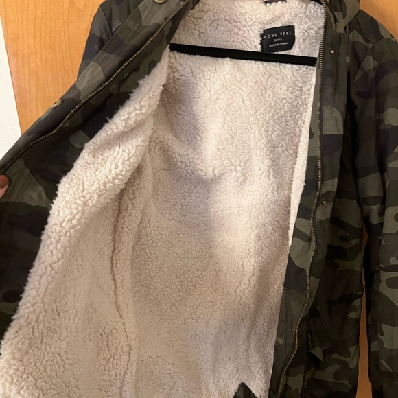 Winter jacket - Picture 4 of 4